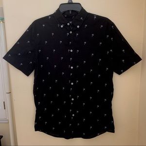 H&M Black Patterned Button-Up Tee